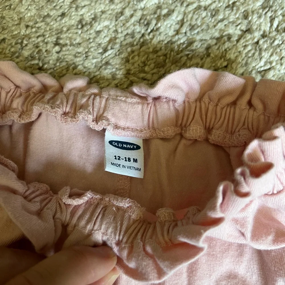 Old Navy Baby Girl Pink Shorts Size 12-18 Months
